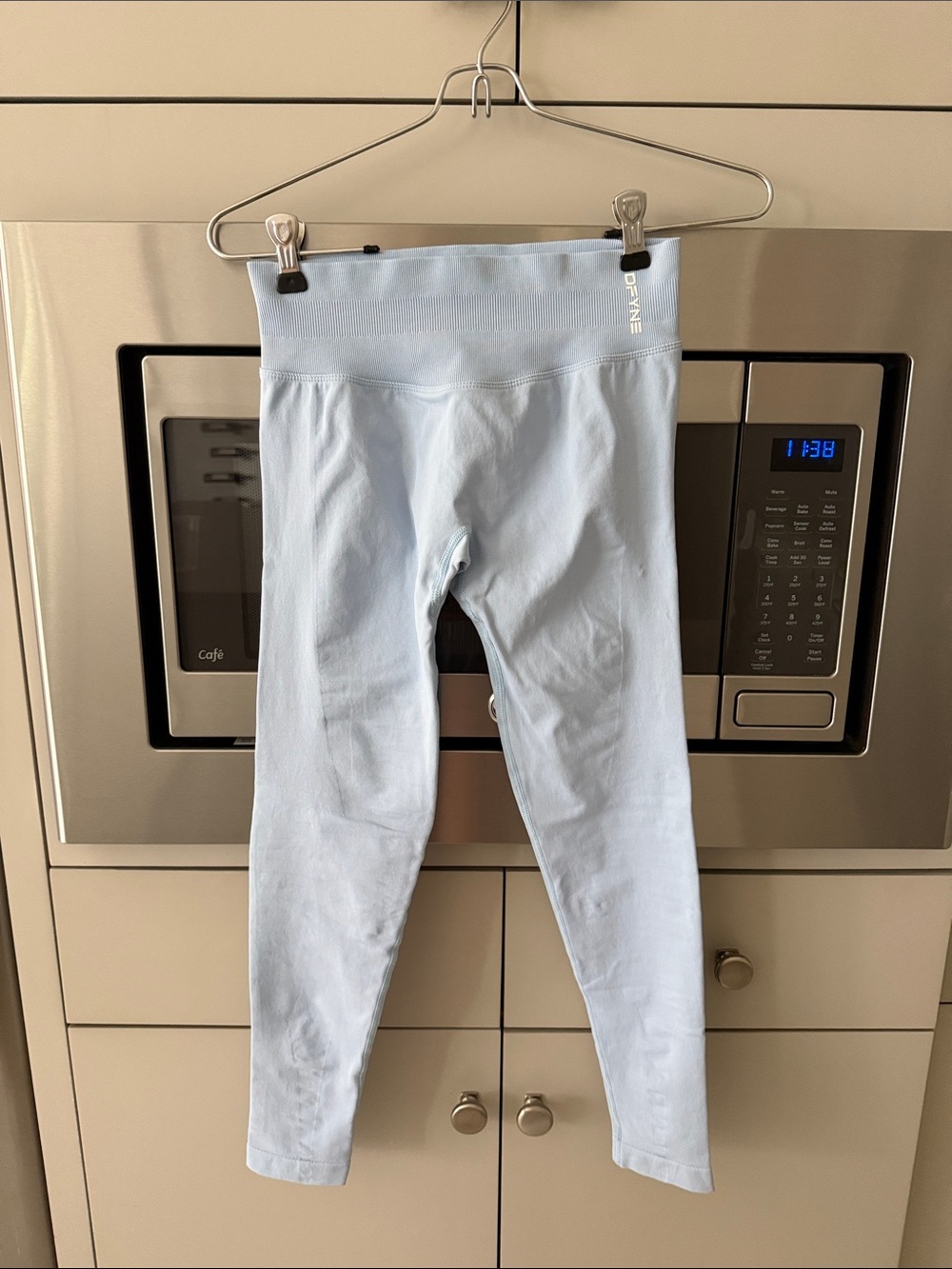 Seamless Light Blue Leggings